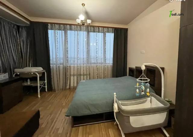 2 սենյականոց բնակարան նորակառույց շենքում Քեռու փողոցում, 81 ք.մ., բարձր առաստաղներ, 6/18 հարկ