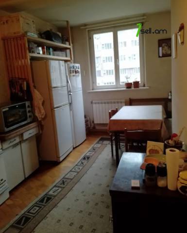 3 սենյականոց բնակարան Ամիրյան փողոցում, 84 ք.մ., 7/11 հարկ, կապիտալ վերանորոգված