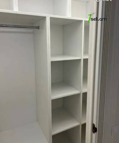 3 սենյականոց բնակարան նորակառույց շենքում Արղության փողոցում, 96 քմ, բարձր առաստաղներ