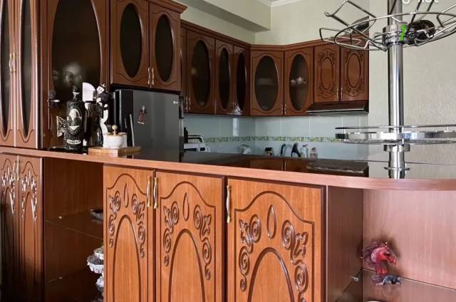 3 սենյականոց բնակարան նորակառույց շենքում Ադոնցի փողոցում, 68 ք.մ., 6/18 հարկ, բարձր առաստաղներ