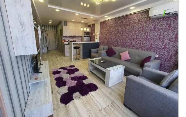 3 սենյականոց բնակարան Եզնիկ Կողբացու փողոցում, 50 ք.մ., դիզայներական ոճով վերանորոգված