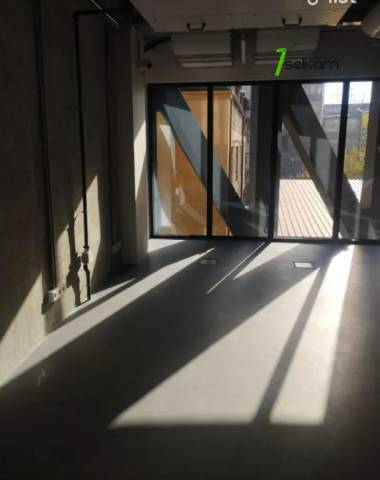 Բազմաֆունկցիոնալ գույք Սայաթ-Նովայի պողոտայում կենտրոնում, 327 ք.մ.