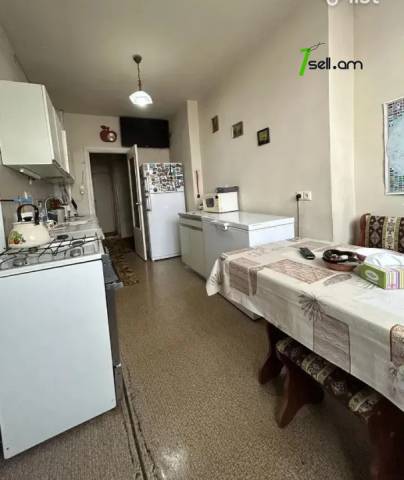 2 սենյականոց բնակարան, Մարգարյան 2-րդ նրբանցք, 68 քմ, 2/9 հարկ, մասնակի վերանորոգում