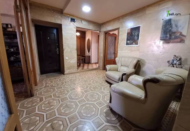 4 սենյականոց բնակարան Պուշկինի փողոցում, 125 ք.մ., 2 սանհանգույց, նախավերջին հարկ