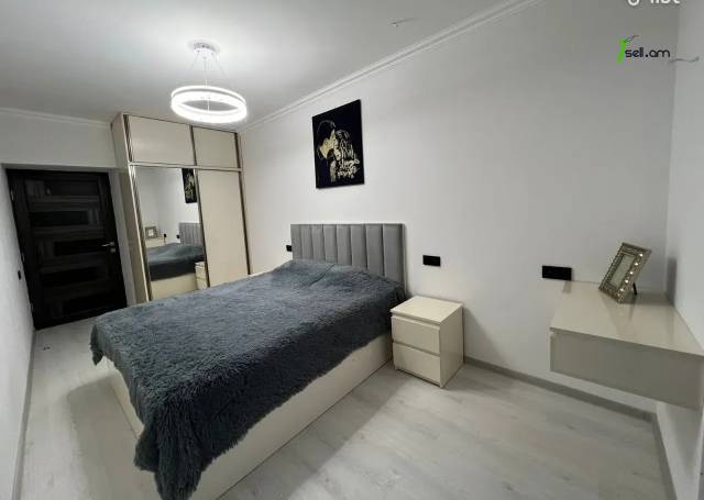 3 սենյականոց բնակարան Շահումյանի 1-ին փողոցում, 60 քմ, եվրովերանորոգված, քարե շենք