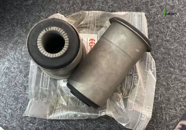 Mitsubishi Pajero Io Pinin դիմացի Ռագատկի, տուլկի, բուշ
