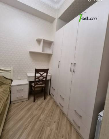 3 սենյականոց բնակարան նորակառույց շենքում Կոմիտասի պողոտայում, 77 ք.մ., բարձր առաստաղներ, 7/17 հարկ