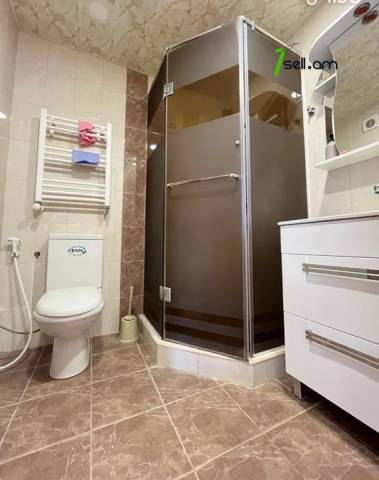 3 սենյականոց բնակարան նորակառույց շենքում Վերին Անտառային փողոցում, 120 ք.մ., 2 սանհանգույց