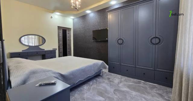 Երկու հարկանի քարե տուն Նար-Դոսի փողոցում կենտրոնում, 400 քմ, 3+ սանհանգույց, կապիտալ վերանորոգված