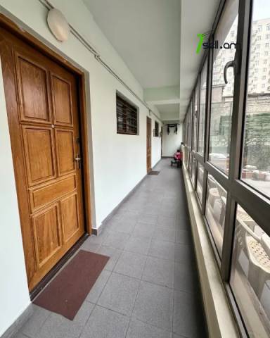 2 սենյականոց բնակարան նորակառույց շենքում Նար-Դոսի փողոցում, 57 ք.մ., բարձր առաստաղներ, 3/5 հարկ