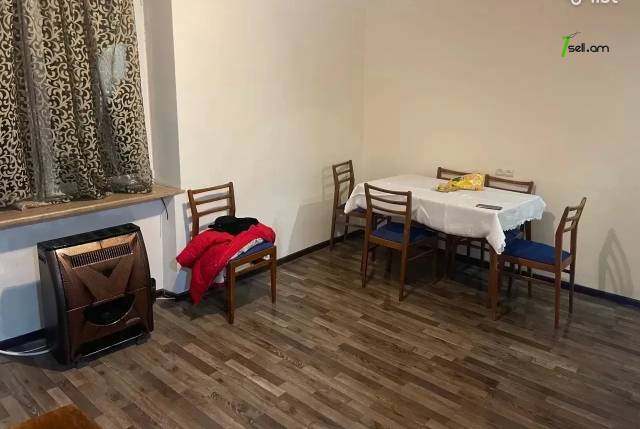 2 սենյականոց բնակարան Զաքարիա Քանաքեռցու փողոցում, 40 ք.մ., 1/4 հարկ, կոսմետիկ վերանորոգում