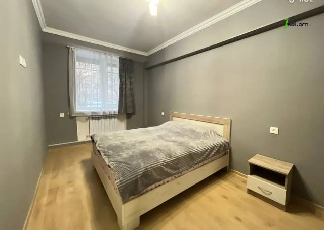 2 սենյականոց բնակարան Կոմիտասի պողոտայում, 42 ք.մ., 1/9 հարկ, կապիտալ վերանորոգված