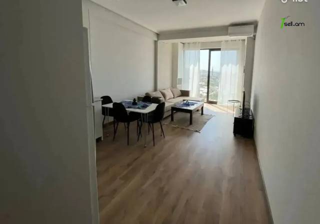 3 սենյականոց բնակարան նորակառույց շենքում Ռուբեն Սևակի փողոցում, 84 ք.մ., 5/7 հարկ, 2 սանհանգույց