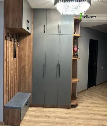 4 սենյականոց բնակարան, Նորաշեն թաղամաս, 83 ք.մ., 11/16 հարկ, 2 սանհանգույց, կապիտալ վերանորոգված