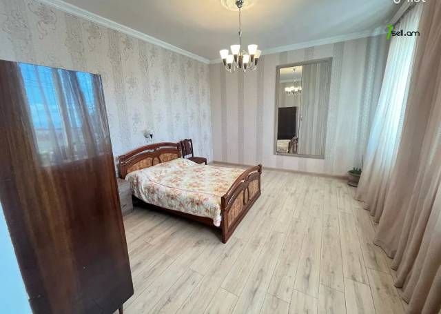 Մեկ հարկանի քարե տուն Բուժաշխատողների փողոցում Նորք Մարաշում, 96 քմ, կապիտալ վերանորոգված