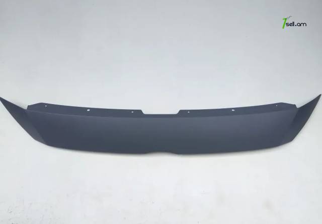 Mazda 3 բամպերի կտուց