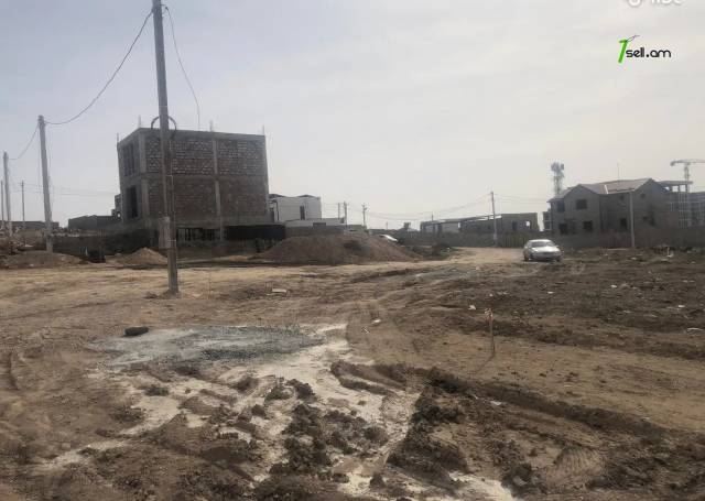 Հողատարածք բնակելի շինությունների համար Լուկաշինի փողոցում Աջափնյակում, 500 ք.մ.