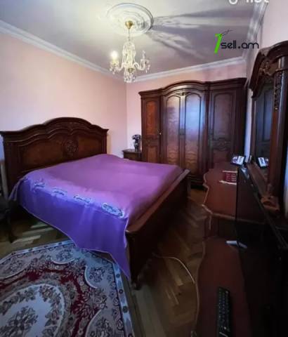 Երեք հարկանի քարե տուն Էրեբունիում, 134 ք.մ., 3+ սանհանգույց, կապիտալ վերանորոգված