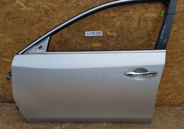 Nissan Altima L33 դուռ