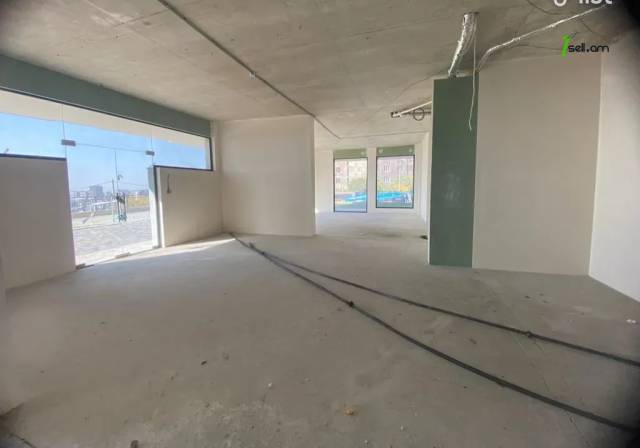 Առևտրային տարածք Նանսենի փողոցում Նոր Նորքում, 374 ք.մ.