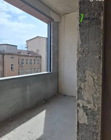 2 սենյականոց բնակարան նորակառույց շենքում Կոմիտասի պողոտայում, 67 քմ, 4/12 հարկ, բարձր առաստաղներ