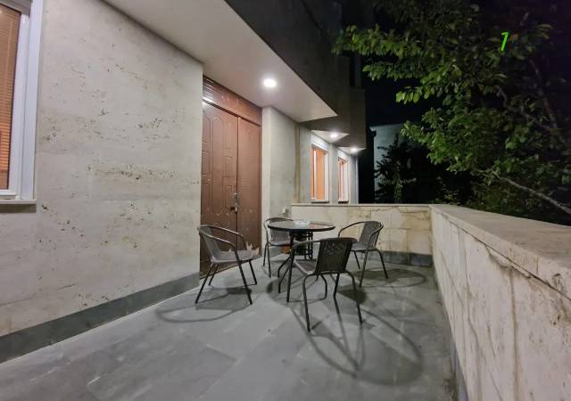 Երկու հարկանի քարե տուն Դավիթ Բեկի փողոցում Էրեբունիում, 650 քմ, 3+ սանհանգույց, եվրովերանորոգված