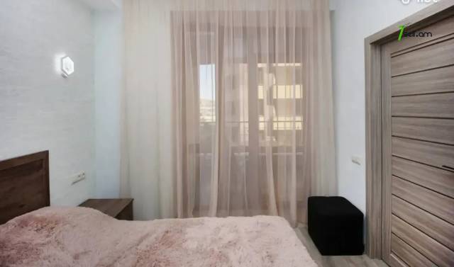 3 սենյականոց բնակարան նորակառույց շենքում Եկմալյան փողոցում, 80 ք.մ., 5/18 հարկ, բարձր առաստաղներ