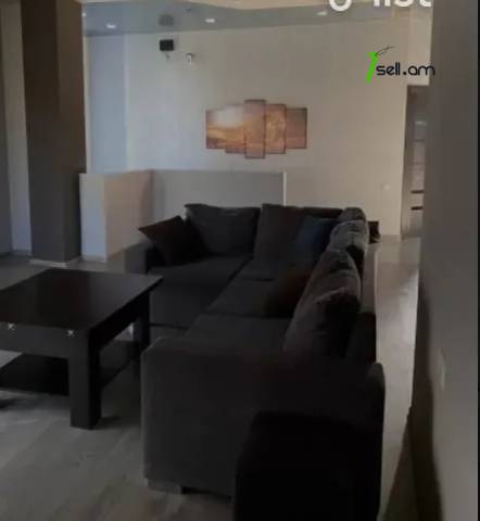 Երկու հարկանի տուն Հրաչյա Աճառյանի փողոցում Ավանում, 200 ք.մ., 2 սանհանգույց, կապիտալ վերանորոգված