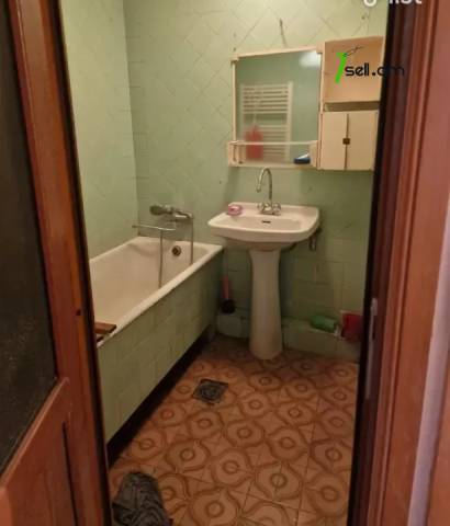 3 սենյականոց բնակարան Մինաս Ավետիսյանի փողոցում, 78 ք.մ., 4/9 հարկ