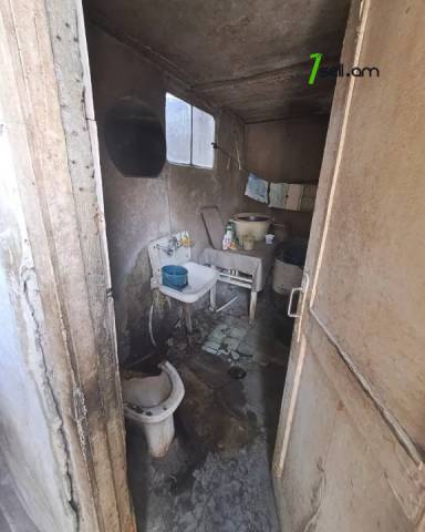 Մեկ հարկանի քարե տուն Էրեբունու փողոցում Էրեբունիում, 72 ք.մ.