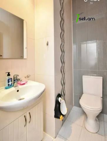 3 սենյականոց բնակարան նորակառույց շենքում Ձորափի փողոցում, 121 քմ, 4/15 հարկ, 2 սանհանգույց