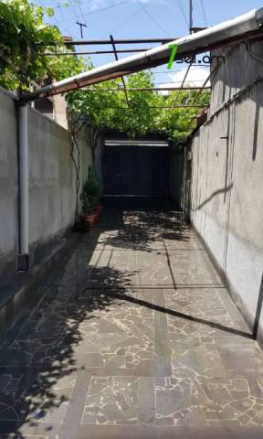 Երկու հարկանի քարե տուն Դավիթ Մալյան փողոցում Ավանում, 478 քմ, կոսմետիկ վերանորոգում