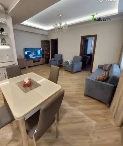 3 սենյականոց բնակարան նորակառույց շենքում Կոմիտասի պողոտայում, 70 ք.մ., 11/18 հարկ, բարձր առաստաղներ