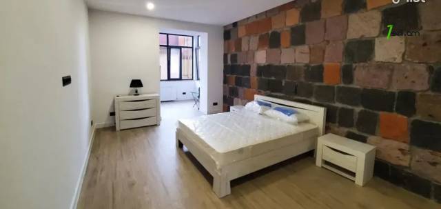 2 սենյականոց բնակարան Կոմիտասի պողոտայում, 72 ք.մ., բարձր առաստաղներ, 3/5 հարկ