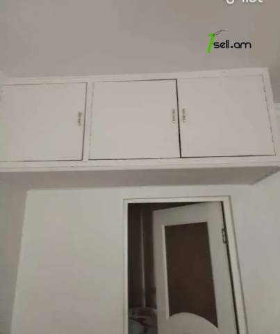 2 սենյականոց բնակարան Զորավար Անդրանիկի փողոցում, 54 ք.մ., նախավերջին հարկ, բարձր առաստաղներ