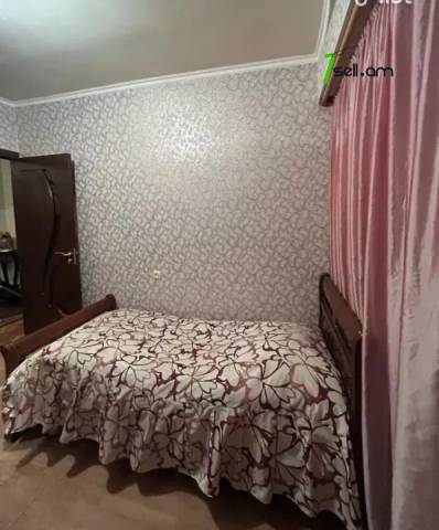 4 սենյականոց բնակարան Խաղաղ Դոնի փողոցում, 96 ք.մ., 1/9 հարկ, եվրովերանորոգված