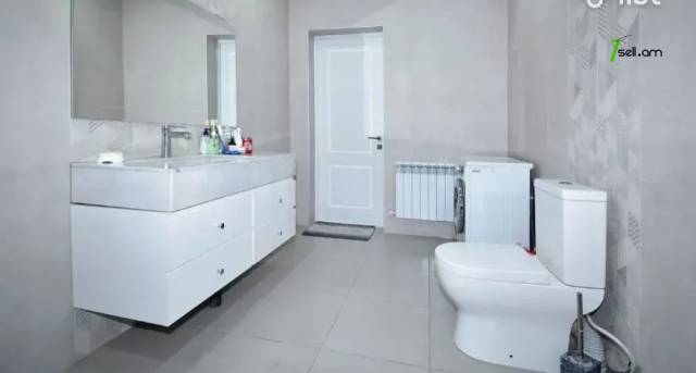 Երկու հարկանի տուն, Davit-Bek St Նոր Նորքում, 410 քմ, 2 սանհանգույց, դիզայներական ոճով վերանորոգված
