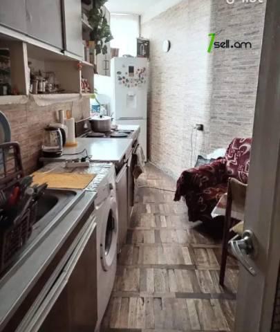 3 սենյականոց բնակարան, Նորաշեն թաղամաս, 85 ք.մ., 14/16 հարկ, մի քանի պատշգամբ