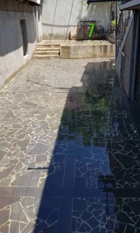 Երկու հարկանի քարե տուն Դավիթ Մալյան փողոցում Ավանում, 478 քմ, կոսմետիկ վերանորոգում