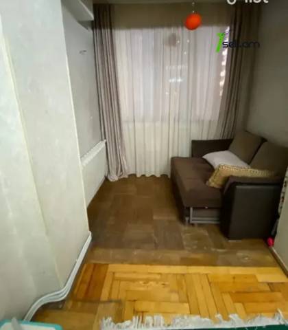 3 սենյականոց բնակարան Սունդուկյան փողոցում, 68 քմ, 5/12 հարկ, 2 սանհանգույց, մասնակի վերանորոգում