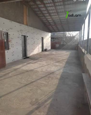 Մեկ հարկանի քարե տուն, Նորք-Մարաշ վարչական շրջան Նորք Մարաշում, 110 քմ, 2 սանհանգույց