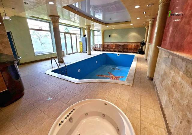 Երեք հարկանի քարե տուն Քեռու փողոցում Արաբկիրում, 1600 ք.մ., 3+ սանհանգույց, կապիտալ վերանորոգված