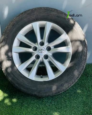 GGG.R17 5x114.3 Toyota rav4 4հատ Անիվներ անվահեծերով, Yokohama 60-70% անվադողեր, 225/65 R17