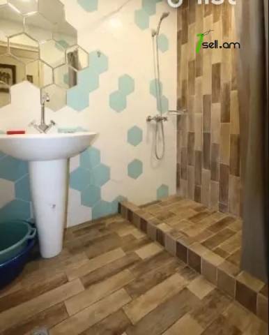 3 սենյականոց բնակարան Գայի պողոտայում, 90 ք.մ., 2/12 հարկ, կապիտալ վերանորոգված