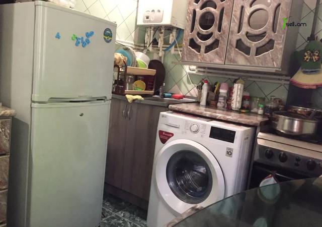 3 սենյականոց բնակարան Արամ Խաչատրյանի փողոցում, 80 ք.մ., 1/5 հարկ, 2 սանհանգույց