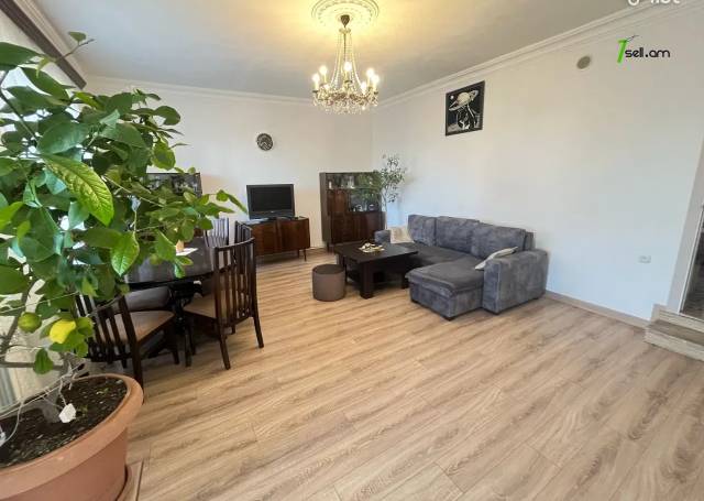 Մեկ հարկանի քարե տուն Բուժաշխատողների փողոցում Նորք Մարաշում, 96 քմ, կապիտալ վերանորոգված