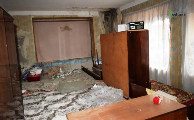 3 սենյականոց բնակարան Արամ Խաչատրյան փողոցում, 100 ք.մ., 2 սանհանգույց