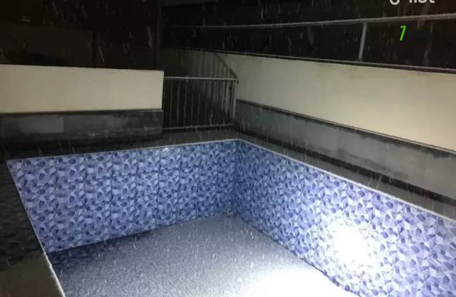 Երեք հարկանի քարե տուն, Դավթաշեն 3-րդ թաղամաս Դավիթաշենում, 332 ք.մ., 3+ սանհանգույց