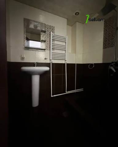 4 սենյականոց բնակարան Նոր Արեշի 4րդ փողոցում, 97 քմ, 3/9 հարկ