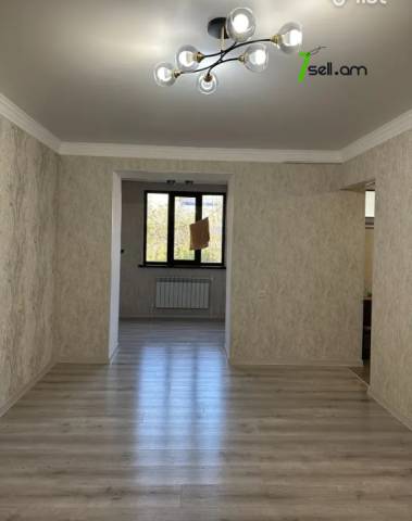 2 սենյականոց բնակարան Մամիկոնյանց փողոցում, 57 ք.մ., նախավերջին հարկ, եվրովերանորոգված, քարե շենք